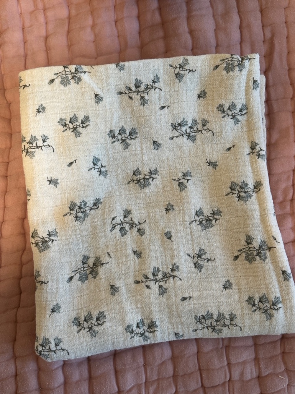 Garbo & Friends Swaddle